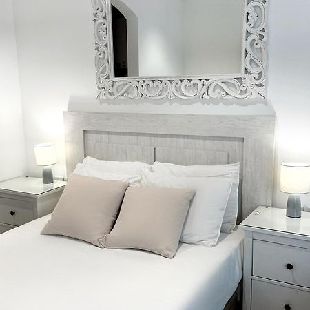 Delightful City Centre Studio Clarendon Apartment - Grand Central House ยิบรอลตาร์ ภายนอก รูปภาพ